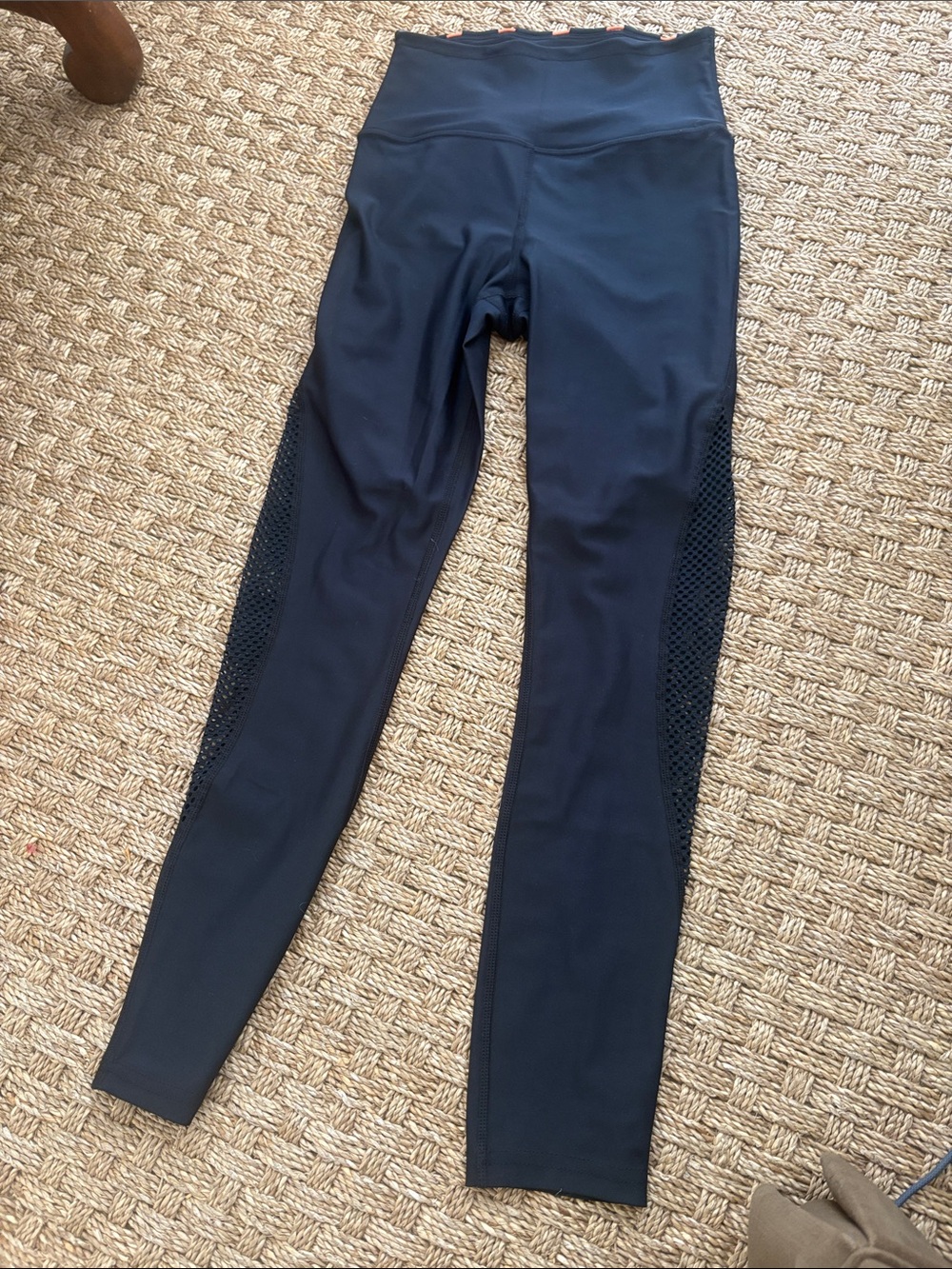 High-Waist Carbon38 Black Leggings with Mesh Panels like new size small